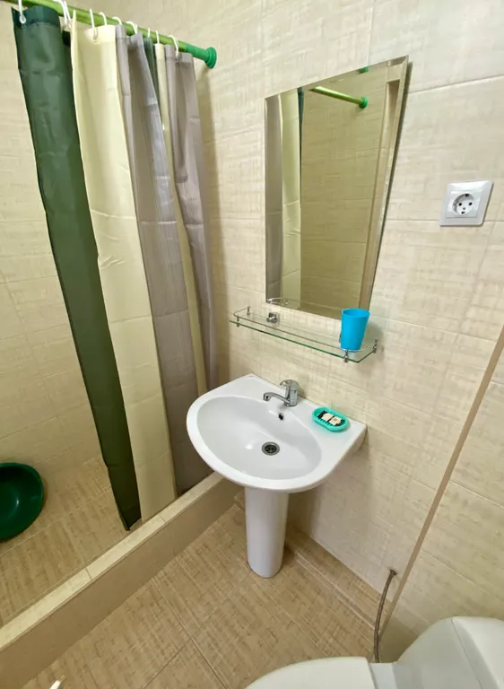 Квартира Двухместный номер в гостевом доме с бассейном — Лазаревское