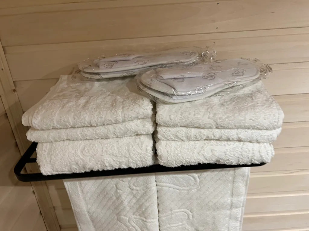 Домик с видом на озеро