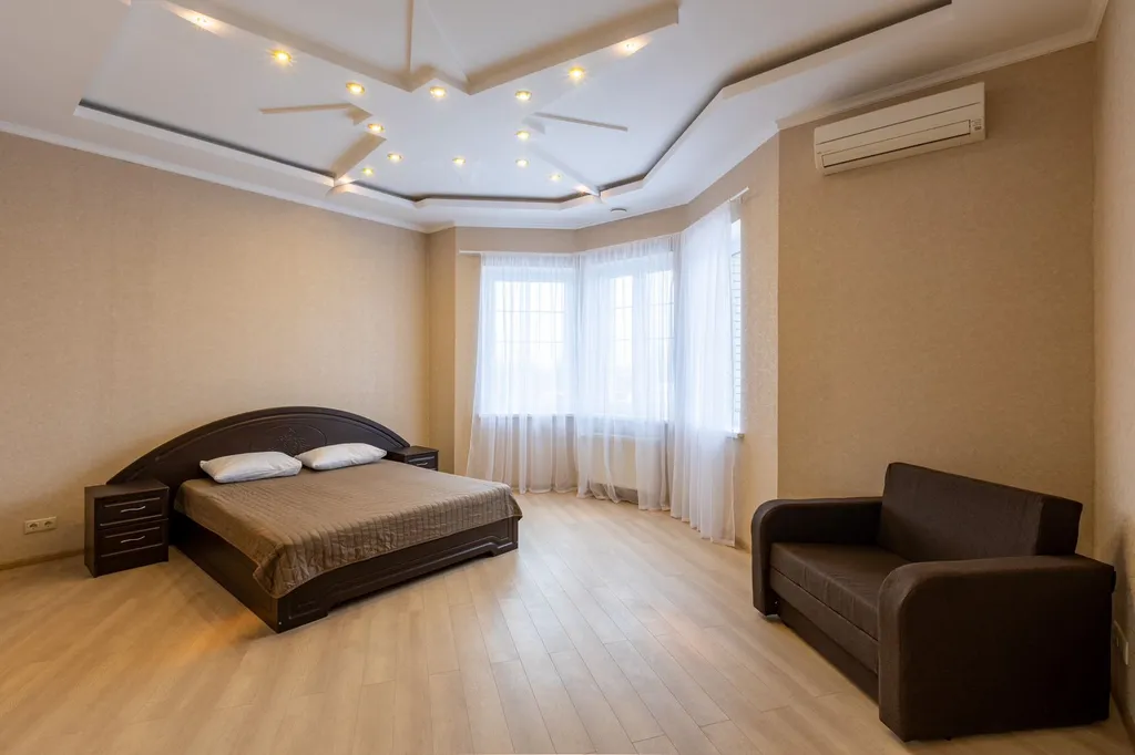 Коттедж с бассейном