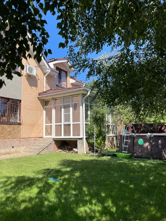 Уютный дом с терассой и сауной