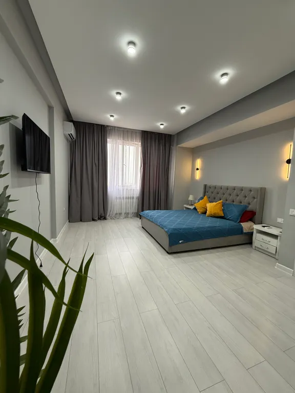 Просторная 2-комнатная квартира в элитном районе Алматы