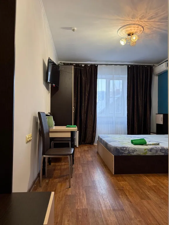 2-местный номер с двухспальной кроватью в Астрахани