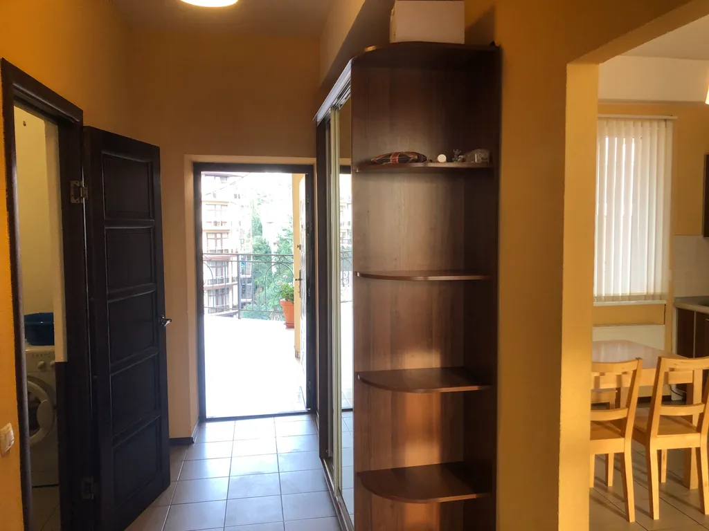 Просторная квартира с видом на море