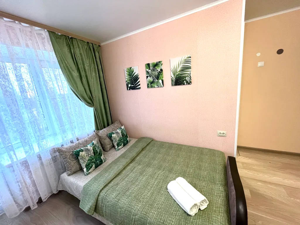 Апартаменты с видом на Площадь Победы