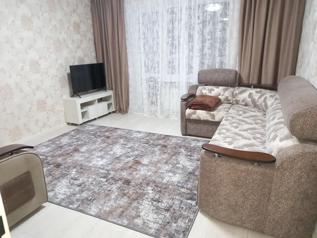 Уютная квартира в центре — аренда посуточно в Зеленчукская