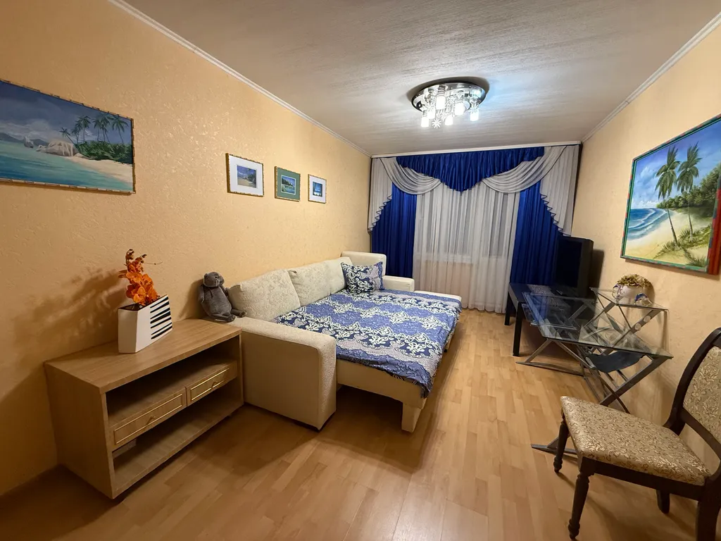 Комната в карибском стиле в трёхкомнатной квартире