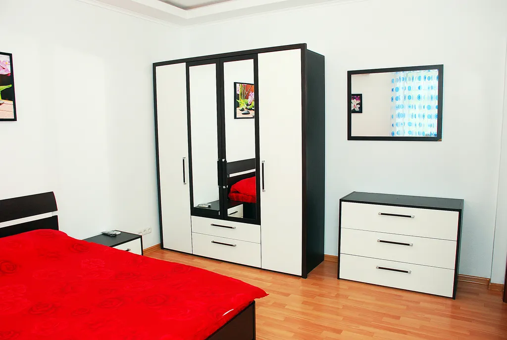 Есть вода, новая кровать. 2комн. По артема