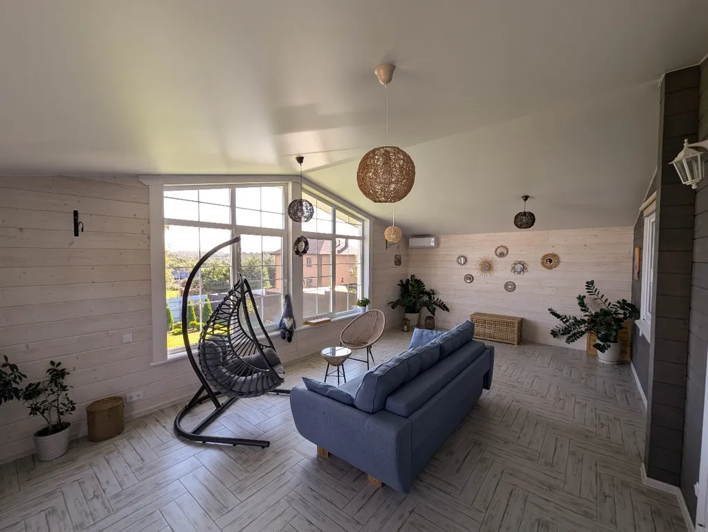 Дом рядом со склонами