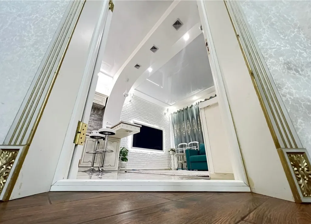 Дом на цветнике