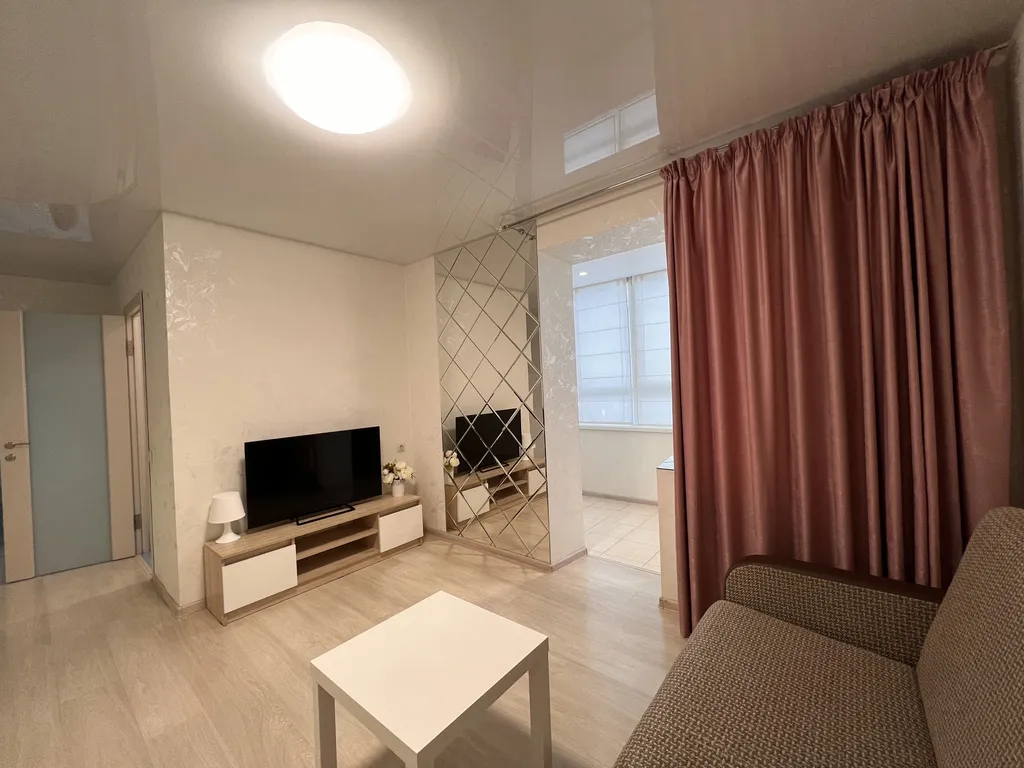 Уютная 2-комнатная квартира-студия в ЖК Малахит рядом с парком Победы