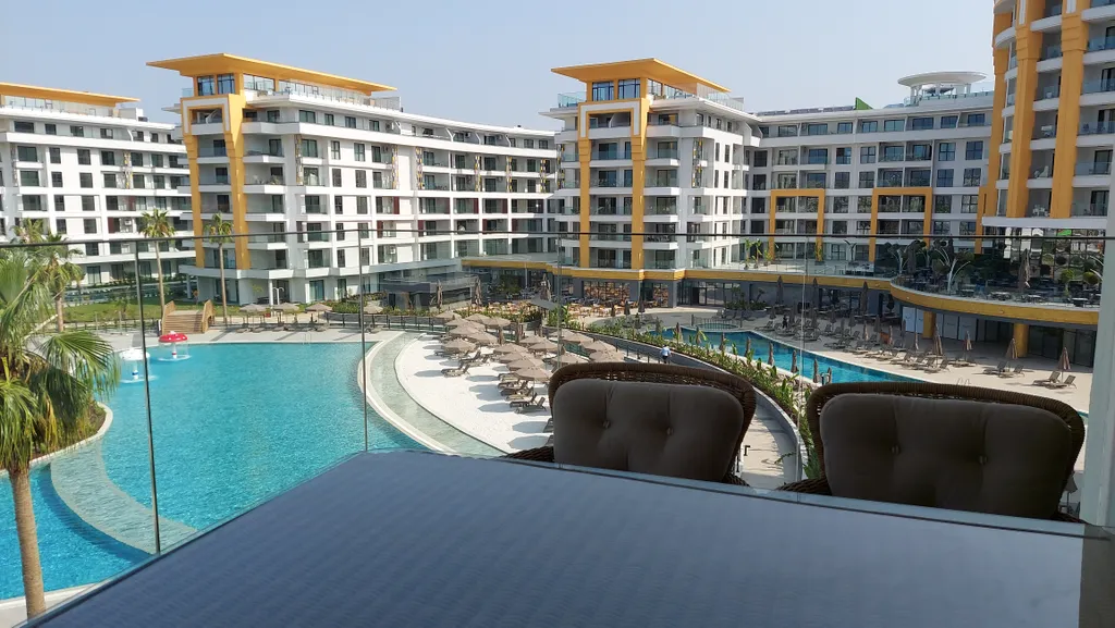 Квартира XL в Azura World Residence c лучшим видом