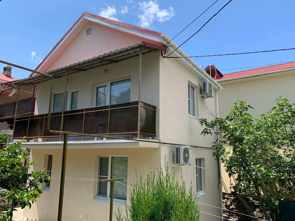 Коттедж MilayDom, двухэтажный отдельно стоящий дом — аренда посуточно в Алушта