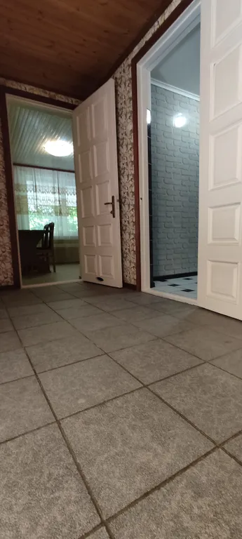 Дом с отдельным входом и двором