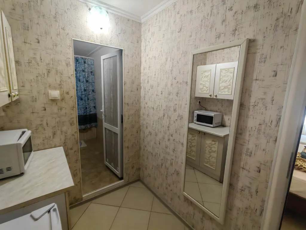 Квартира Комната в частном секторе в центре Адлера с большой ванной — Адлер