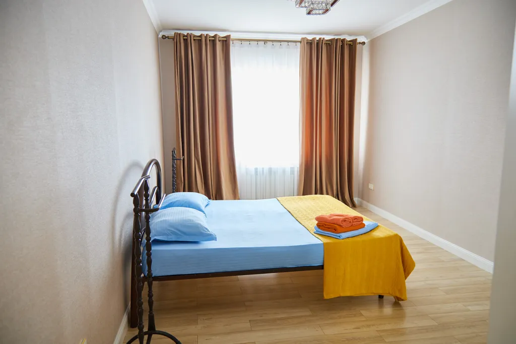 Квартира с видом на горы и озеро