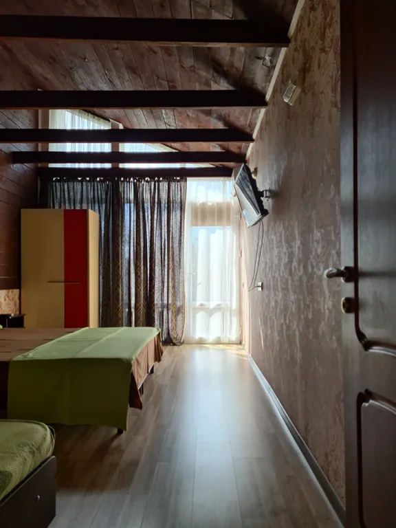 Квартира Апартаменты 2х комнатные на мансарде — Анапа