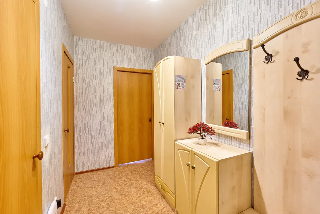 Уютная двухкомнатная квартира с отдельной кухней на 7 человек