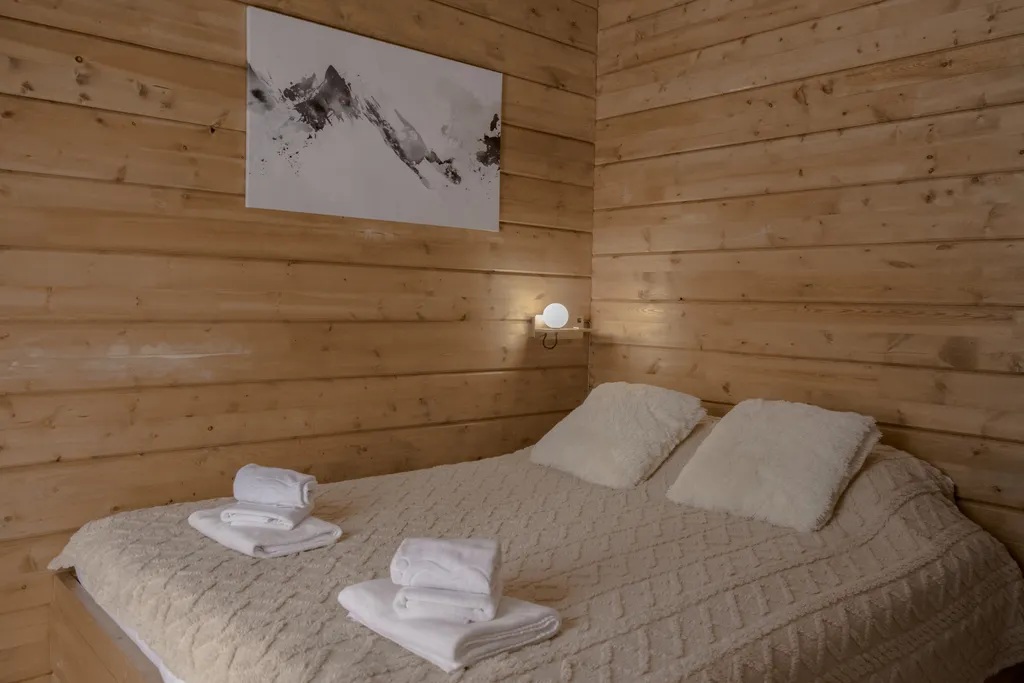 Атмосферный дом на горе в Шерегеше