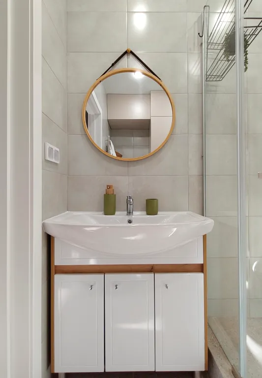 Уютная студия с видом на лес и закат