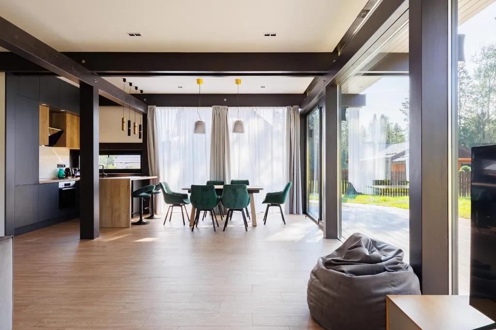 Панорамный вид на лес