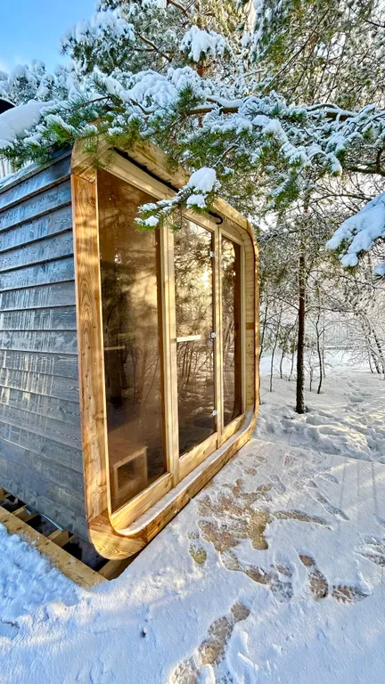 Коттедж Новый дом с баней и уличной джакузи — Ефимово