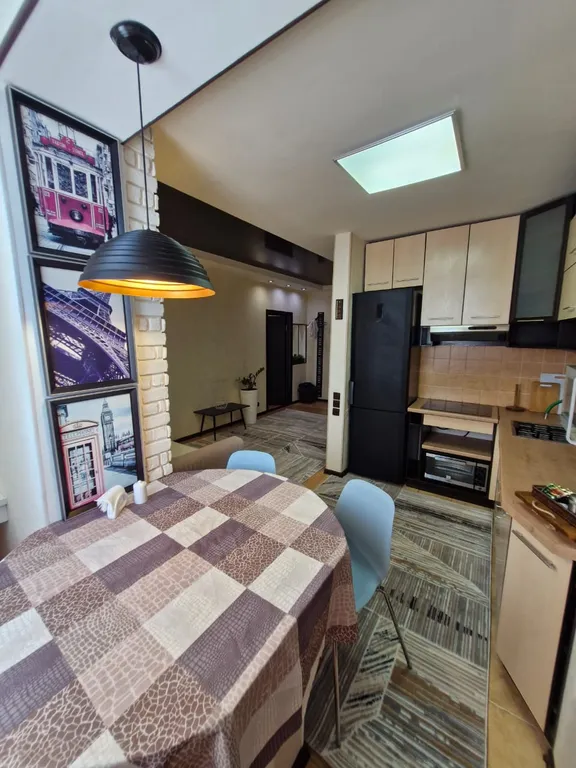 Шикарный апартамент на левом берегу столицы