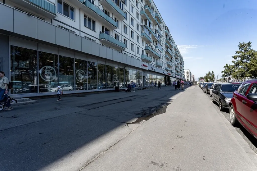 Квартира Квартира в первом доме от метро — Санкт-Петербург