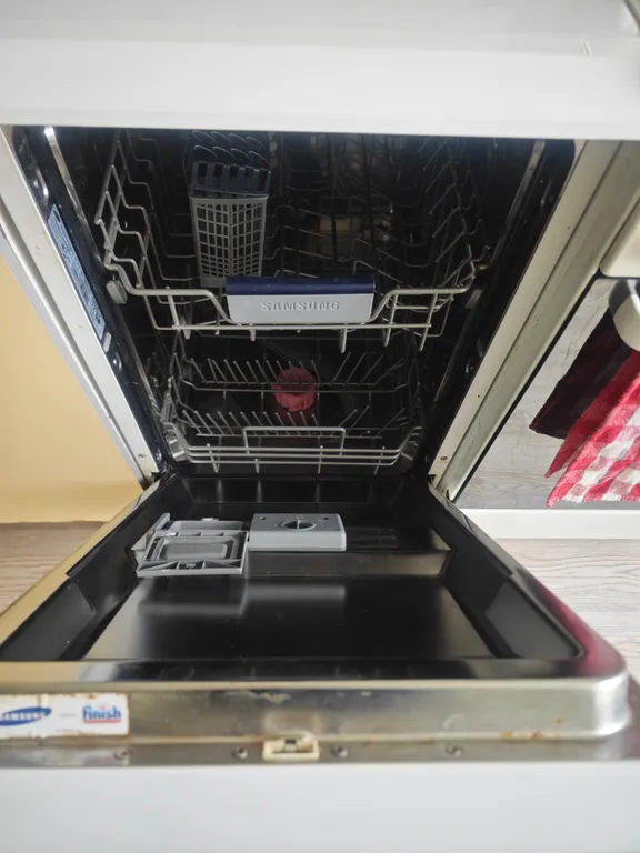 Квартира Просторная квартира рядом с СФУ, биатлонным комплексом, детской краевой — Красноярск