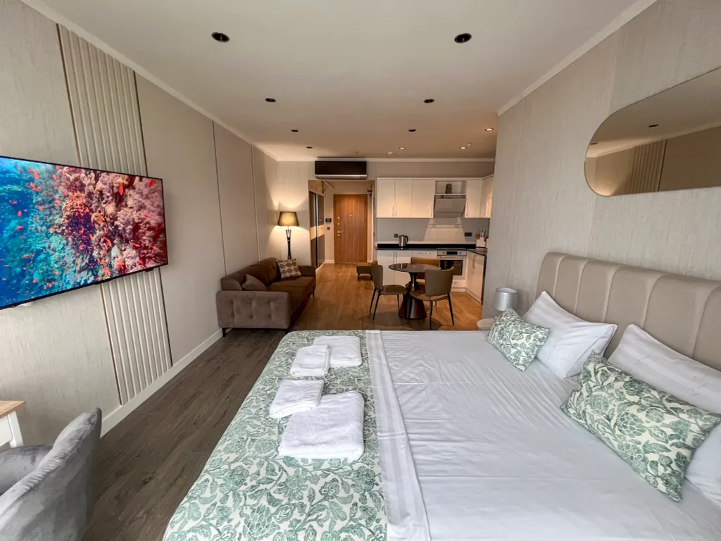 Премиальные апартаменты на берегу моря, Porta Batumi Tower