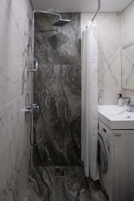 Студия у ЖД вокзала