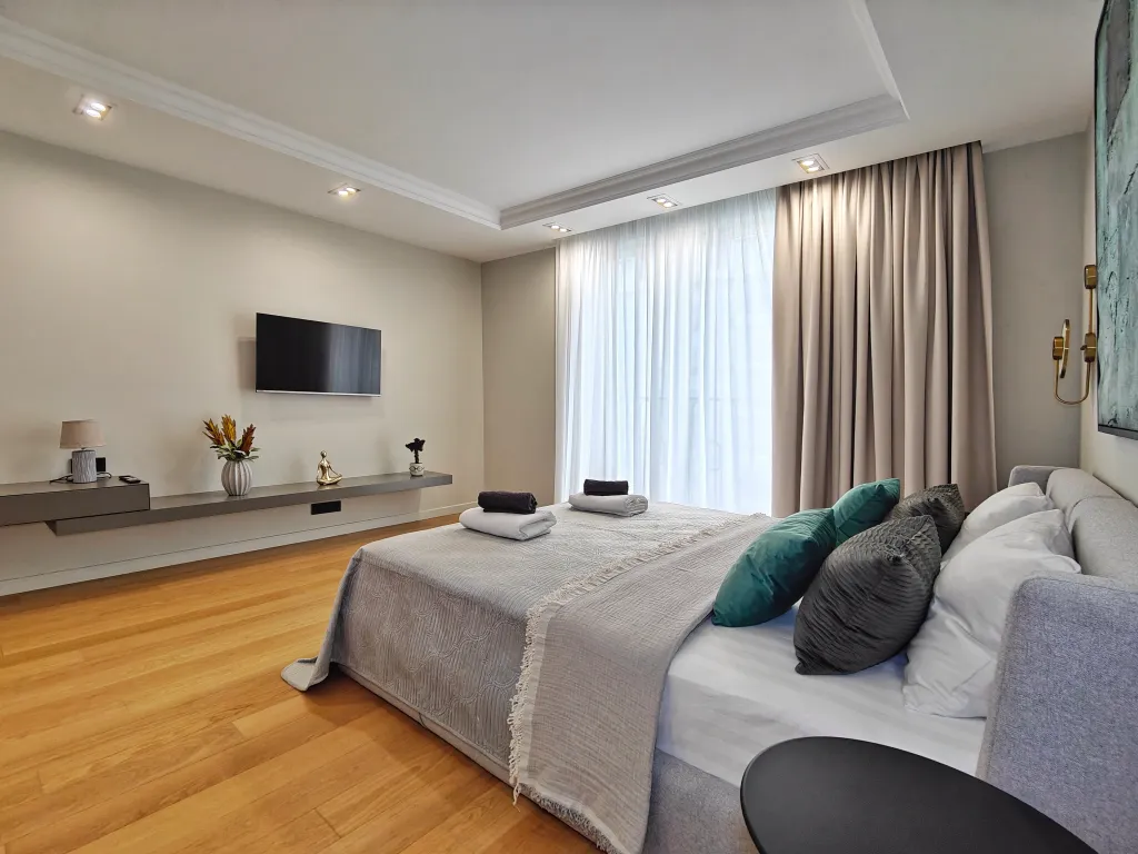 Шикарная видовая квартира в Граф Толстой