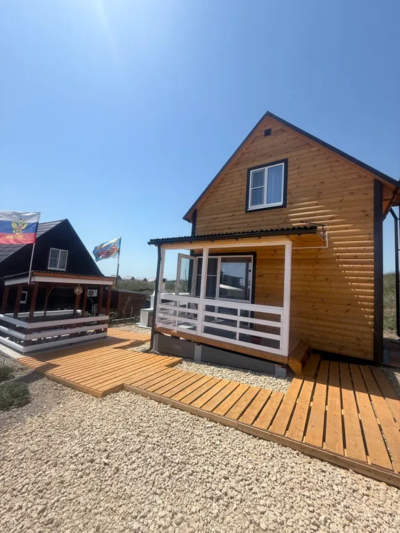 Домик с видом на море