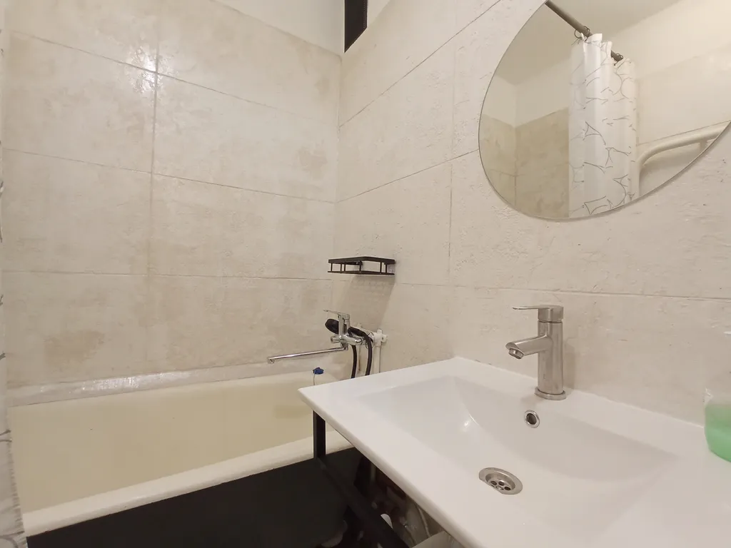 Квартира в 10 минутах от метро с самозаселением 24/7 Wi-Fi, парковка