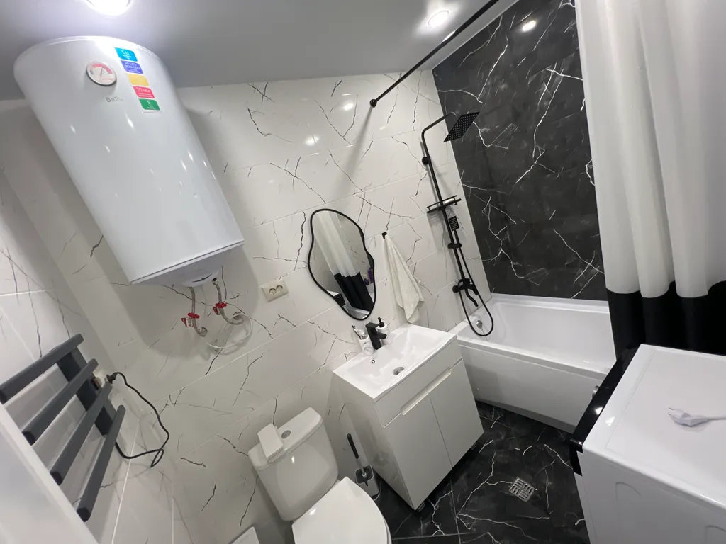 Уютная 3-комнатная квартира в центре города Гагры в 150м до моря