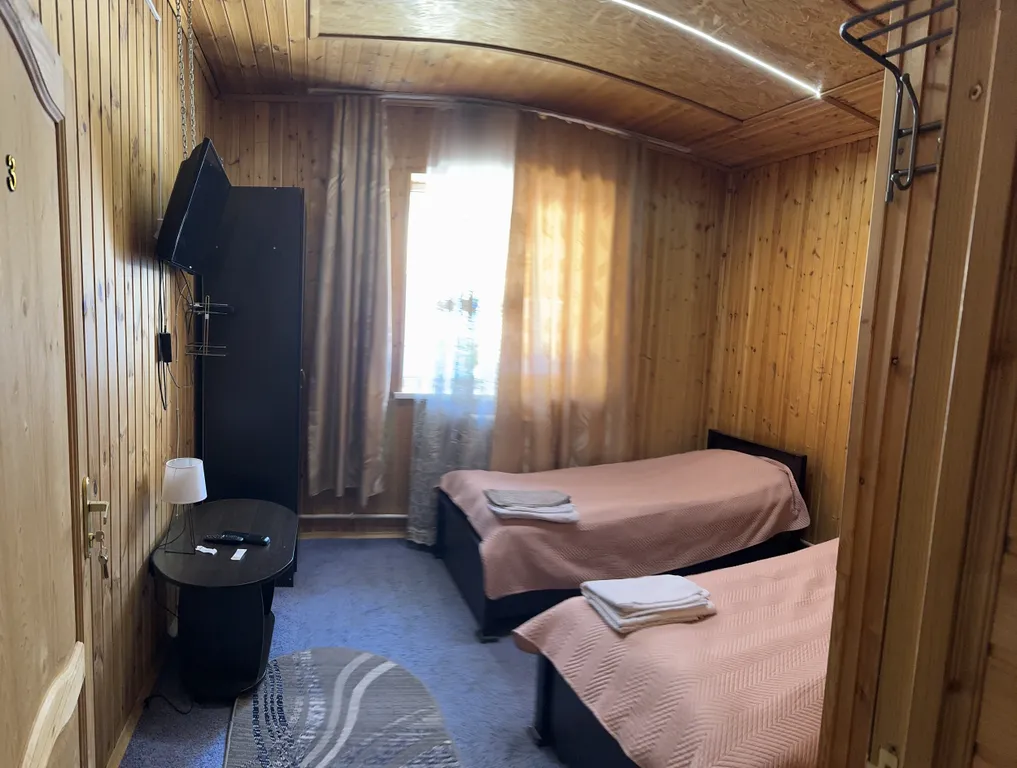 Гостевой в дом Турист09 в самом центре Домбая