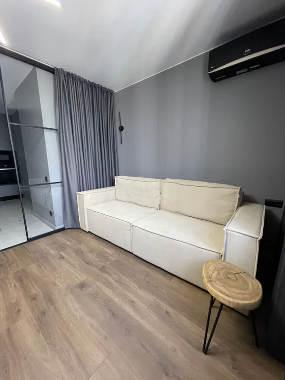 Абсолютно новая, роскошная квартира