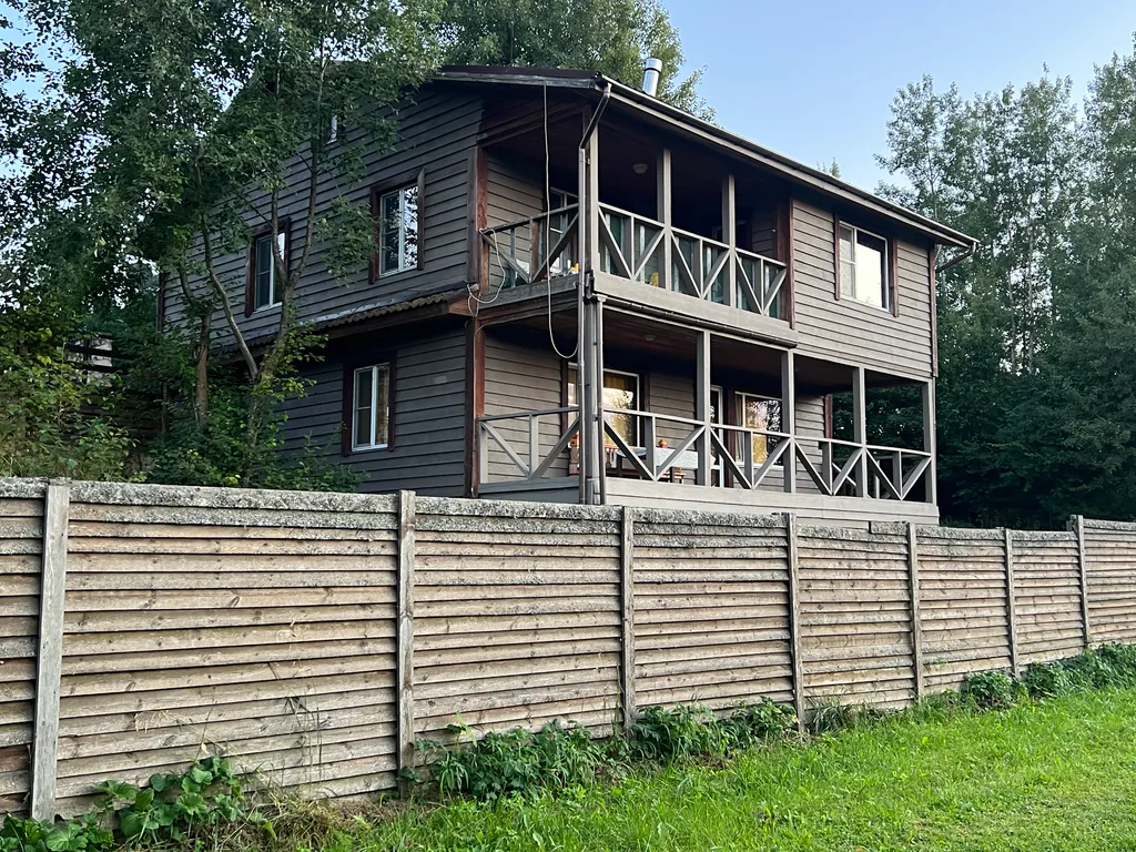 7-комнатный Дом