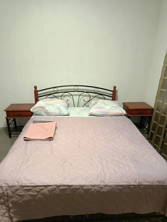 Двухкомнатная квартира в самом центре у Лебединого озера