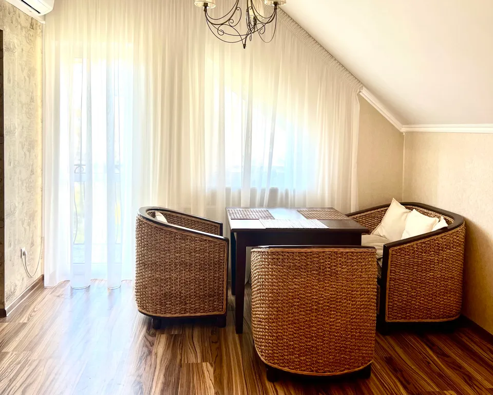 Квартира для двоих возле парка и моря