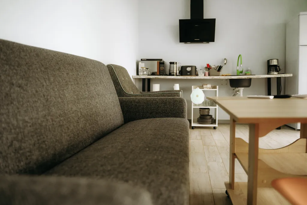 Уникальный панорамный дом с сауной прямо на берегу