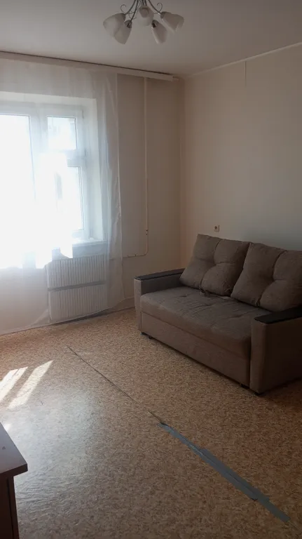 2-х комнатная квартира, есть все для проживания