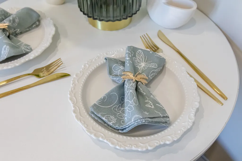 Квартира Квартира Современная студия рядом с Центрaльнoй клиничеcкoй больницей — Новоивановское