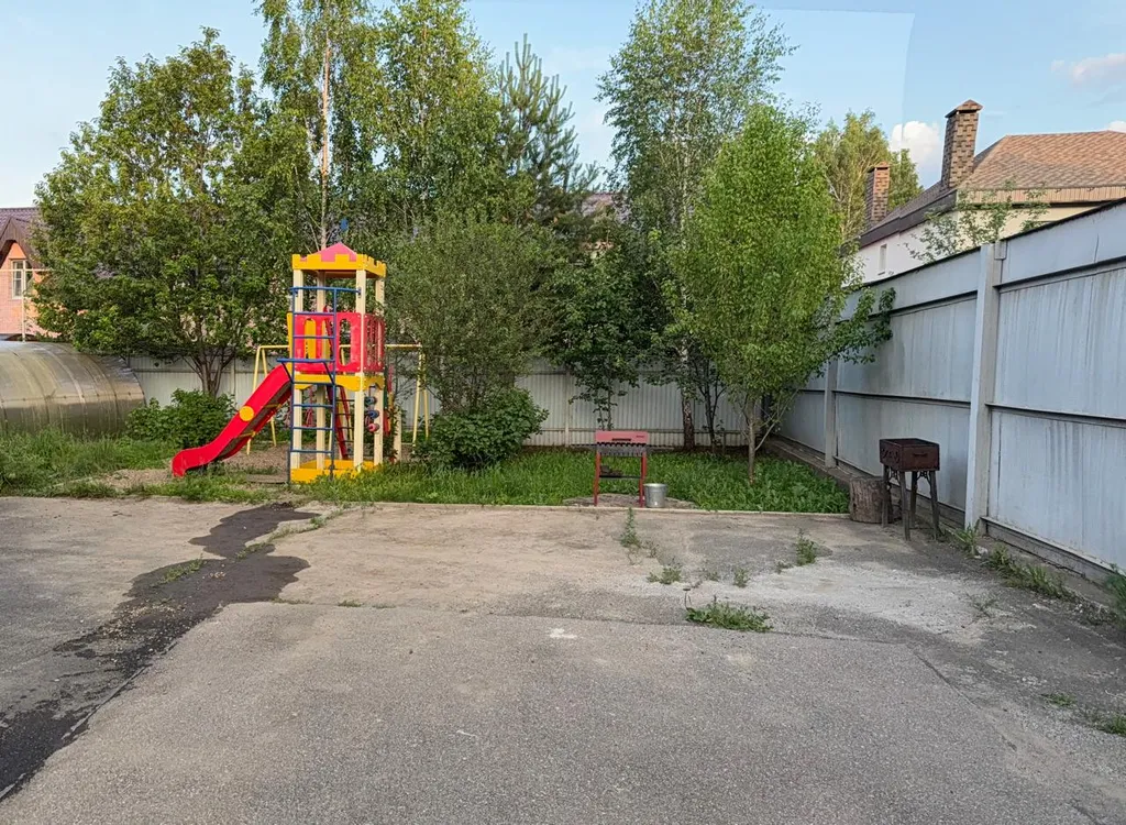 Таунхаус и баня на озере Банное