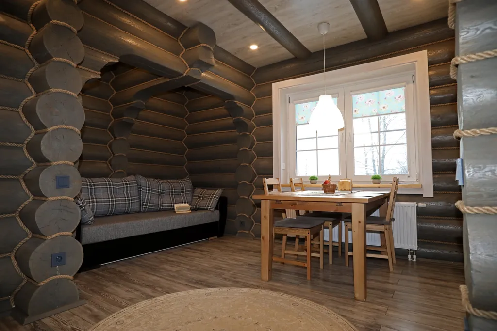 Бревенчатый коттедж