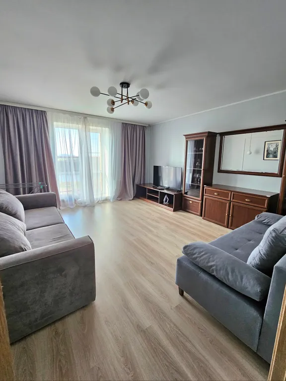 Комфортная 2‑комнатная квартира: свежий ремонт и вид на аквапарк