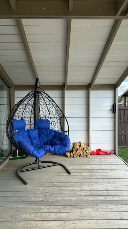 Панорамный дом с камином в престижном поселке