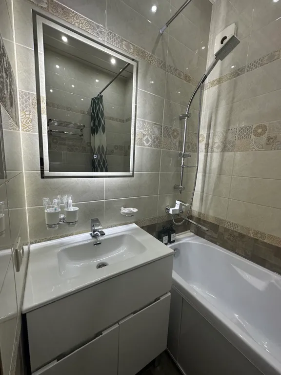 Просторная 2-х комнатная квартира с видом на море