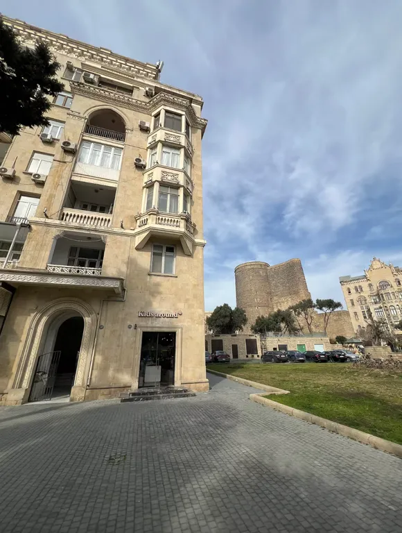 Уютная квартира с видом на Девичью башню