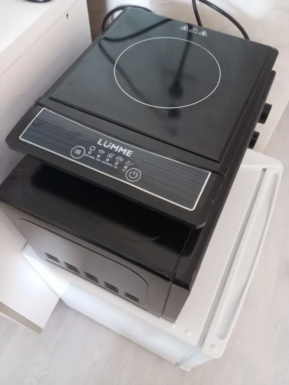 Уютная квартира в новом доме с панорамными окнами