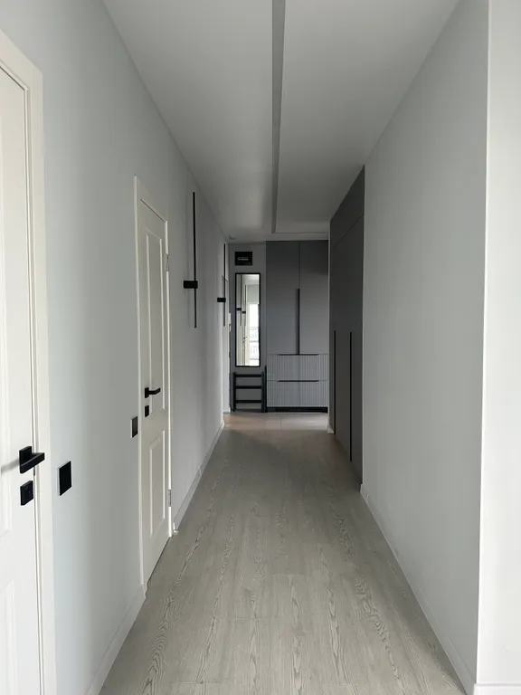 Видовая четырехкомнатная квартира в расширенном центре